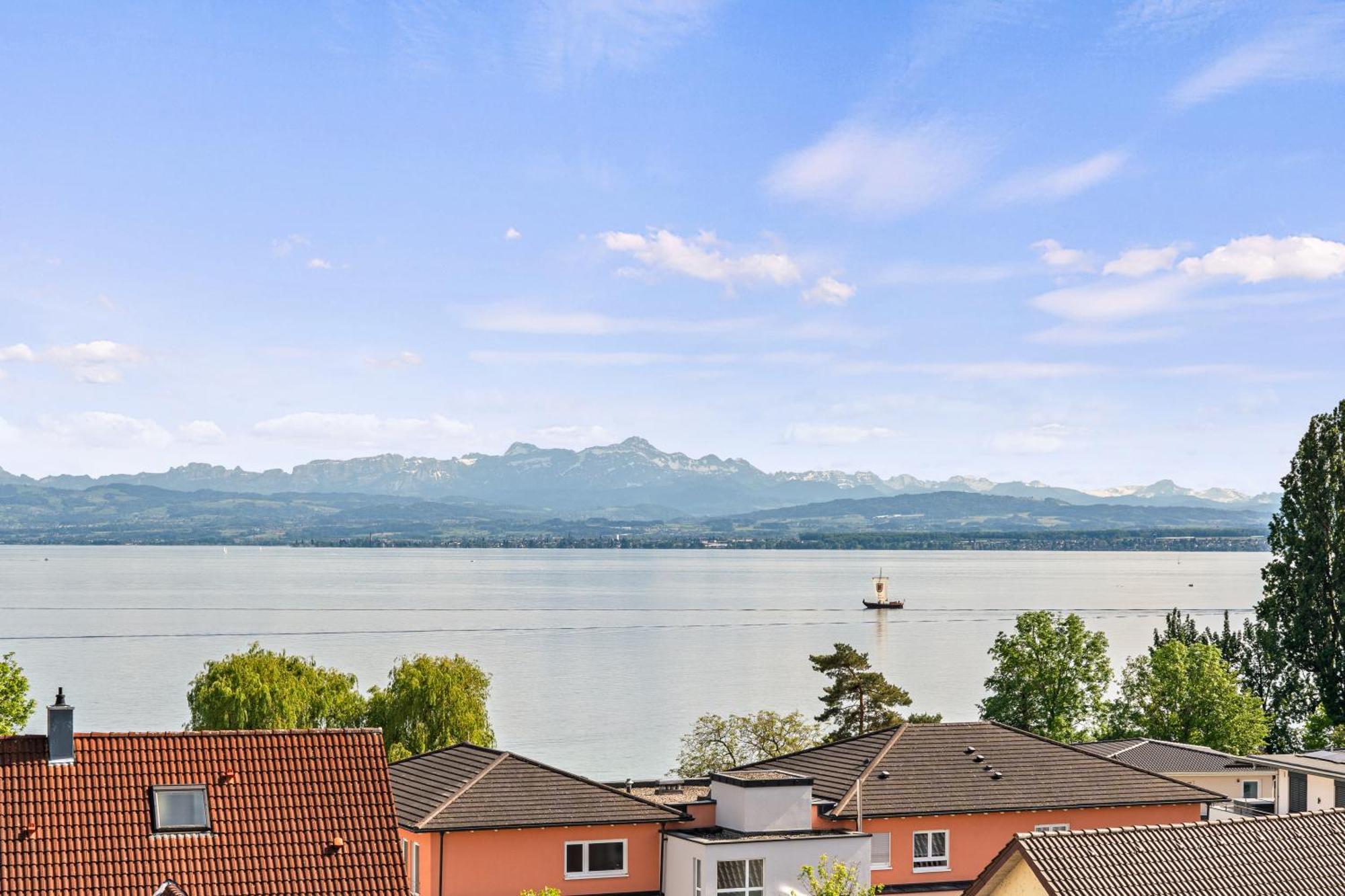 Panorama Penthouse Mit Atemberaubenden See- Und Bergblick Immenstaad am Bodensee Exterior foto